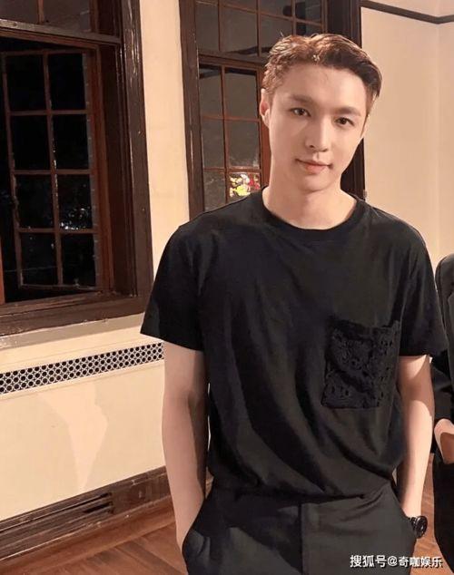 娱乐吃瓜爆料张艺兴,娱乐圈的“瓜王”揭秘